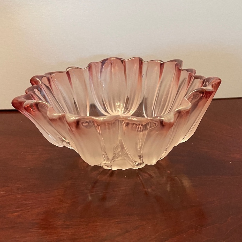 Elegant Pink Glass Bowl